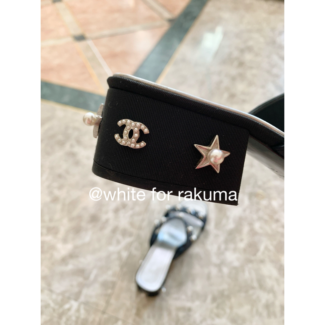 CHANEL(シャネル)のCHANEL パールココマークとお星様サンダル ブラック×シルバー レディースの靴/シューズ(サンダル)の商品写真