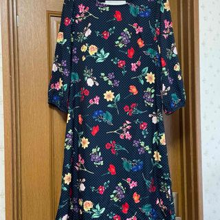 トッコクローゼット(TOCCO closet)のtocco closet 花柄ワンピース(ひざ丈ワンピース)