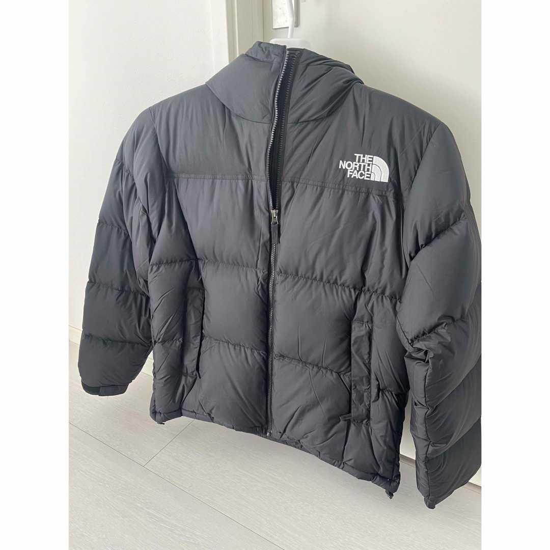 THE NORTH FACE(ザノースフェイス)のTHE NORTH FACE nuptse hoodie メンズのジャケット/アウター(ダウンジャケット)の商品写真