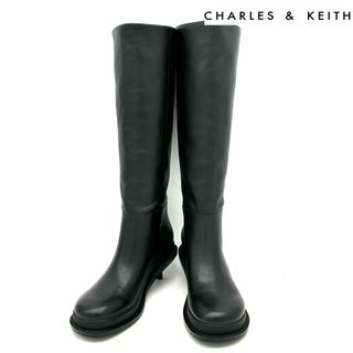 チャールズアンドキース(Charles and Keith)の〈美品〉CHARLES & KEITH チャールズ&キース【23.5】ブーツ(ブーツ)