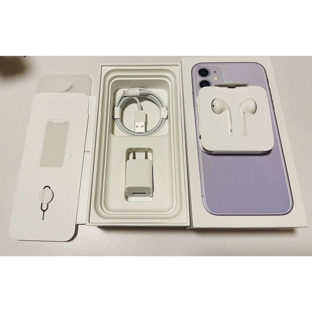 Apple(アップル)のApple Care iPhone11 Purple 64HB本体交換品おまけ付 スマホ/家電/カメラのスマートフォン/携帯電話(スマートフォン本体)の商品写真