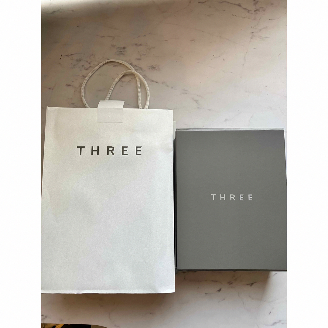 THREE(スリー)のTHREE メンズ化粧水&乳液 新品ラッピング付 バレンタインギフト コスメ/美容のスキンケア/基礎化粧品(化粧水/ローション)の商品写真