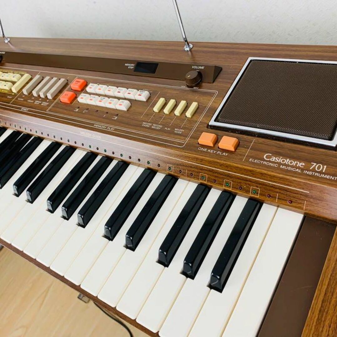 CASIO(カシオ)のCASIO  カシオトーン　701　アナログシンセ Casiotone 61鍵 楽器の鍵盤楽器(キーボード/シンセサイザー)の商品写真