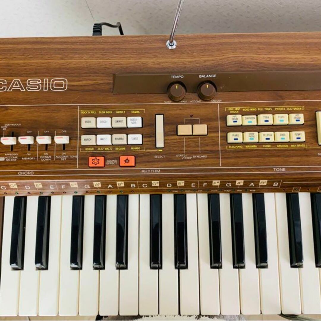 CASIO(カシオ)のCASIO  カシオトーン　701　アナログシンセ Casiotone 61鍵 楽器の鍵盤楽器(キーボード/シンセサイザー)の商品写真