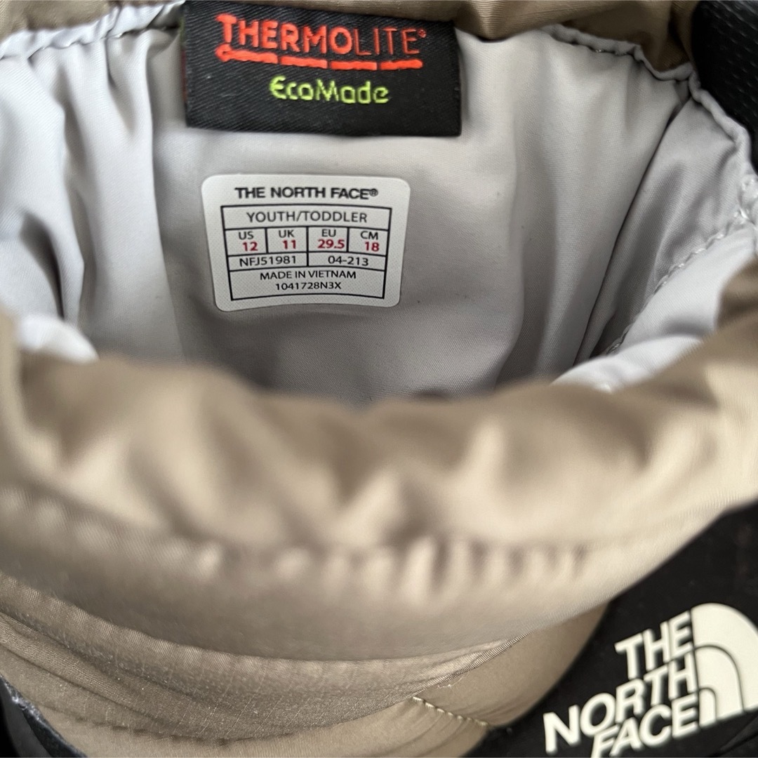 THE NORTH FACE(ザノースフェイス)のノースフェイス　ヌプシ　ブーツ　美品 キッズ/ベビー/マタニティのキッズ靴/シューズ(15cm~)(ブーツ)の商品写真