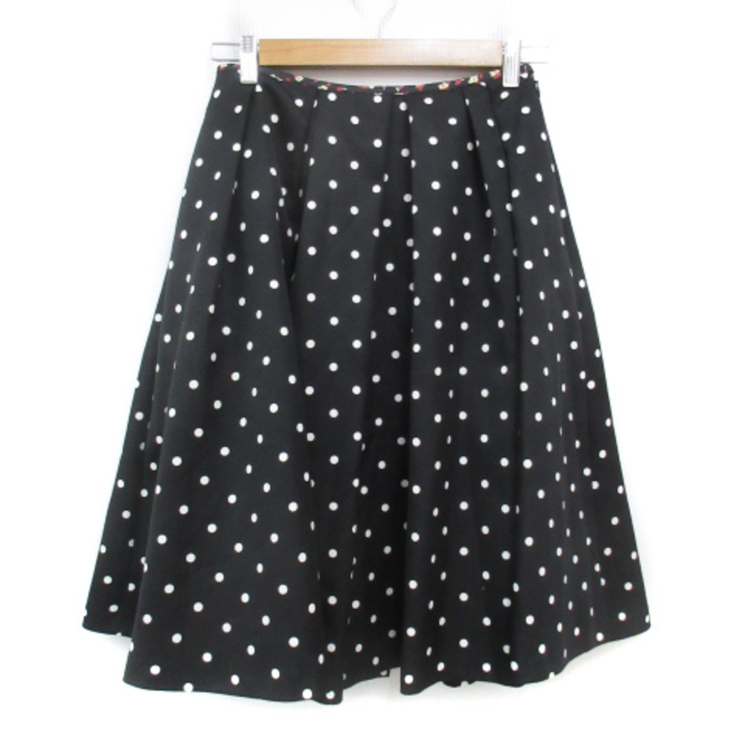 kumikyoku（組曲）(クミキョク)のクミキョク 組曲 フレアスカート ミモレ丈 ドット柄 水玉 1 黒 白 ブラック レディースのスカート(ひざ丈スカート)の商品写真