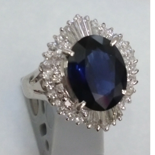 天然ブルーサファイア3.83キャラ　ダイヤモンドリング(リング(指輪))