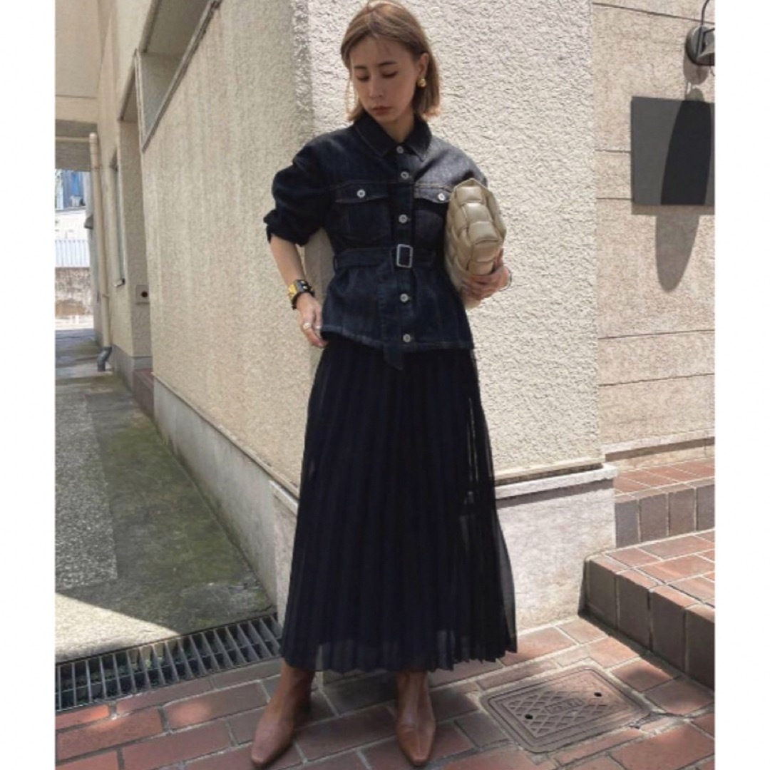 Ameri VINTAGE(アメリヴィンテージ)のAMERI DENIM JACKET PLEATS DRESS レディースのレディース その他(セット/コーデ)の商品写真