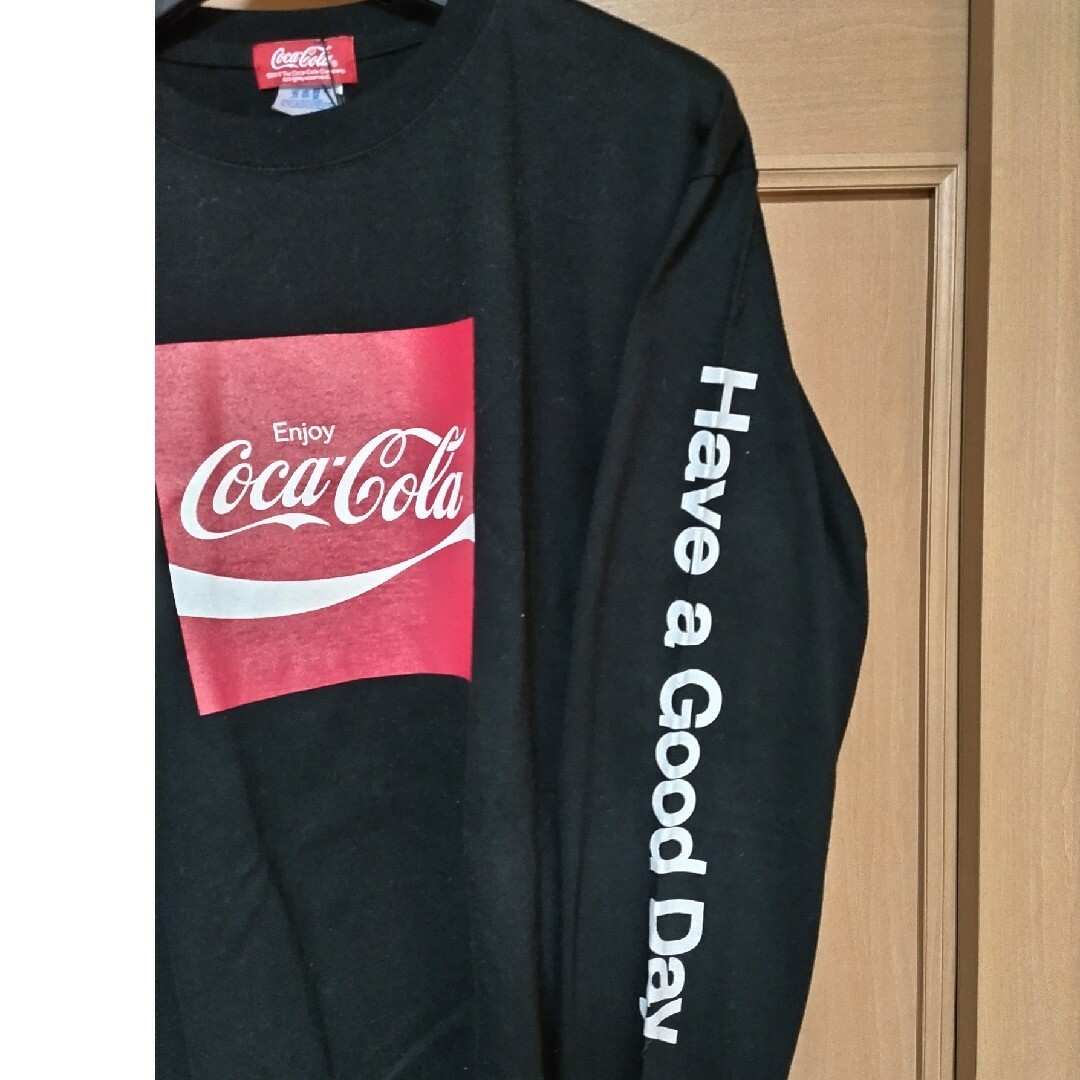 コカ・コーラ(コカコーラ)のお値下げ‼Men's　Coca-ColaロンＴ Lサイズ メンズのトップス(Tシャツ/カットソー(七分/長袖))の商品写真