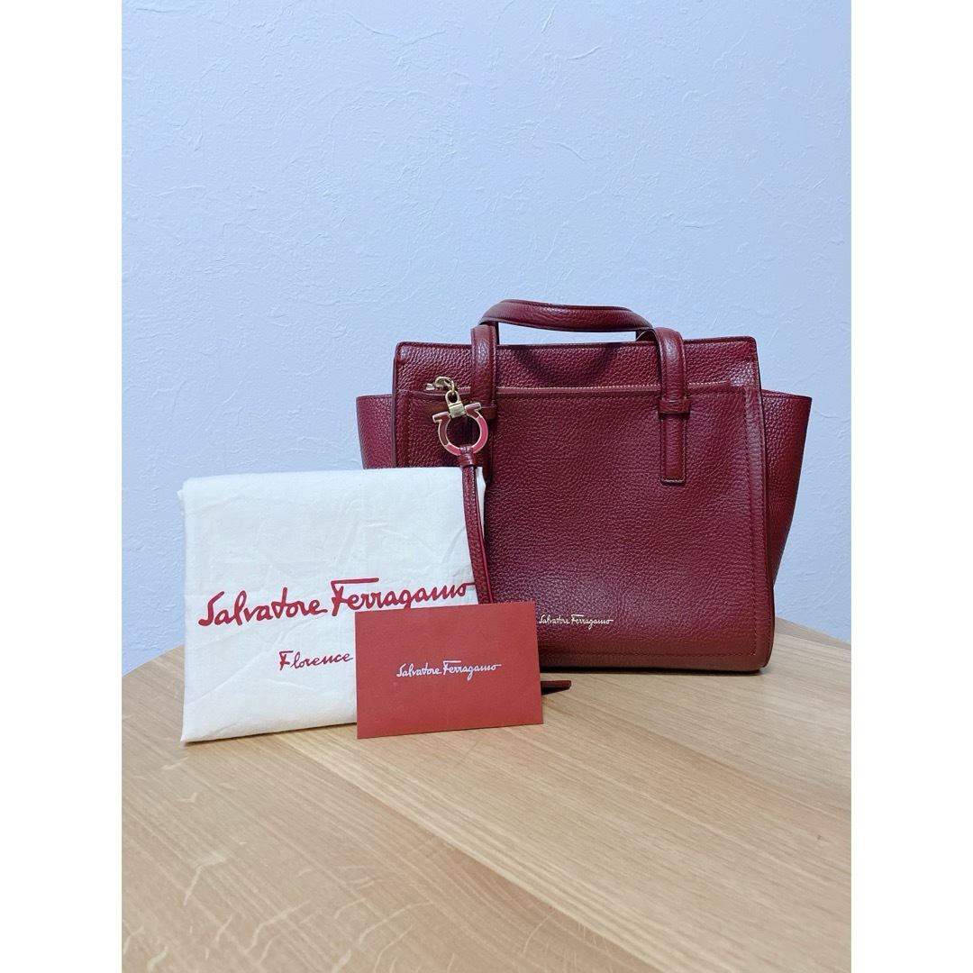 バッグフェラガモ  Salvatore Ferragamo  エイミートートバッグ