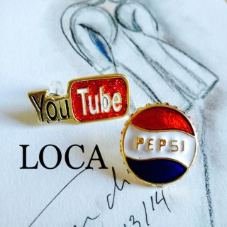 LOCA★ピンバッチピアス☻＊片耳(ピアス)