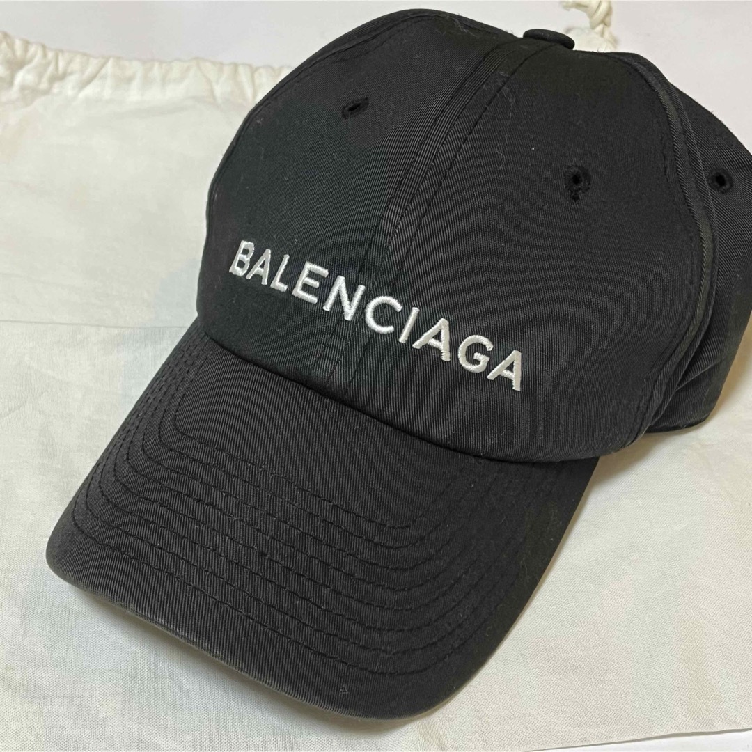 Balenciaga(バレンシアガ)のバレンシアガ　キャップ　ブラック メンズの帽子(キャップ)の商品写真