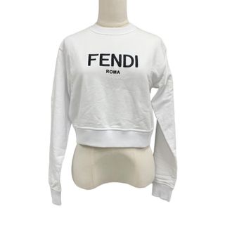 フェンディ(FENDI)のフェンディ FENDI トップス コットン ホワイト ブラック ロゴ 長袖 トレーナー クロップド 裏起毛 スウェット(トレーナー/スウェット)