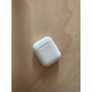 Apple AirPods(ヘッドフォン/イヤフォン)