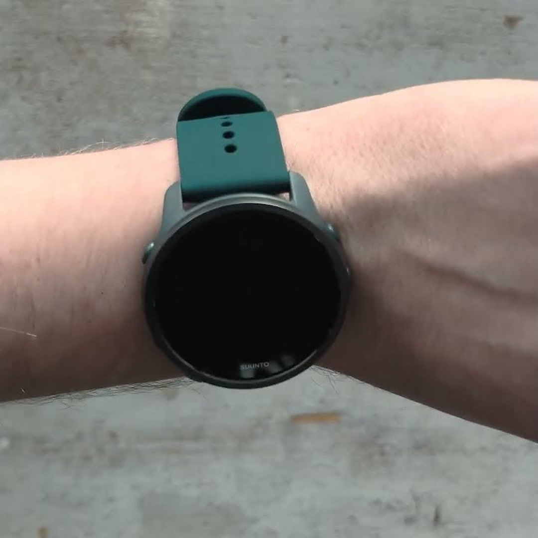 SUUNTO(スント)のSUUNTO 5 PEAK CAVE GREEN メンズの時計(腕時計(デジタル))の商品写真