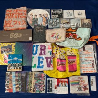 アラシ(嵐)の嵐グッズ　まとめ売り　タオル　CD DVD 会報　うちわ　バッグ　エナジーソング(アイドルグッズ)