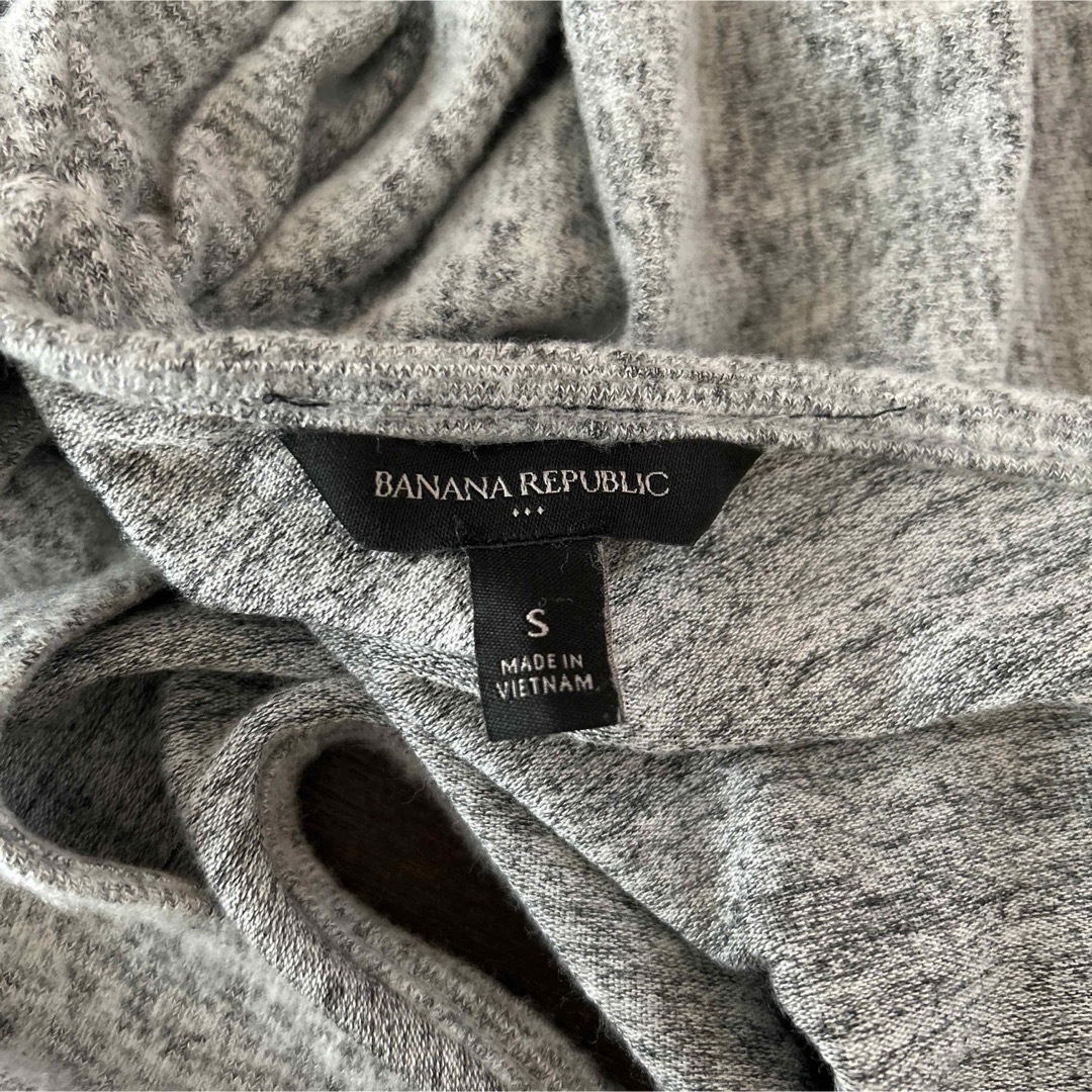 BANANA REPUBLIC　ニット　メリノウール　薄生地