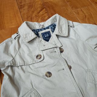 ベビーギャップ(babyGAP)のトレンチコート　90 GAP(コート)