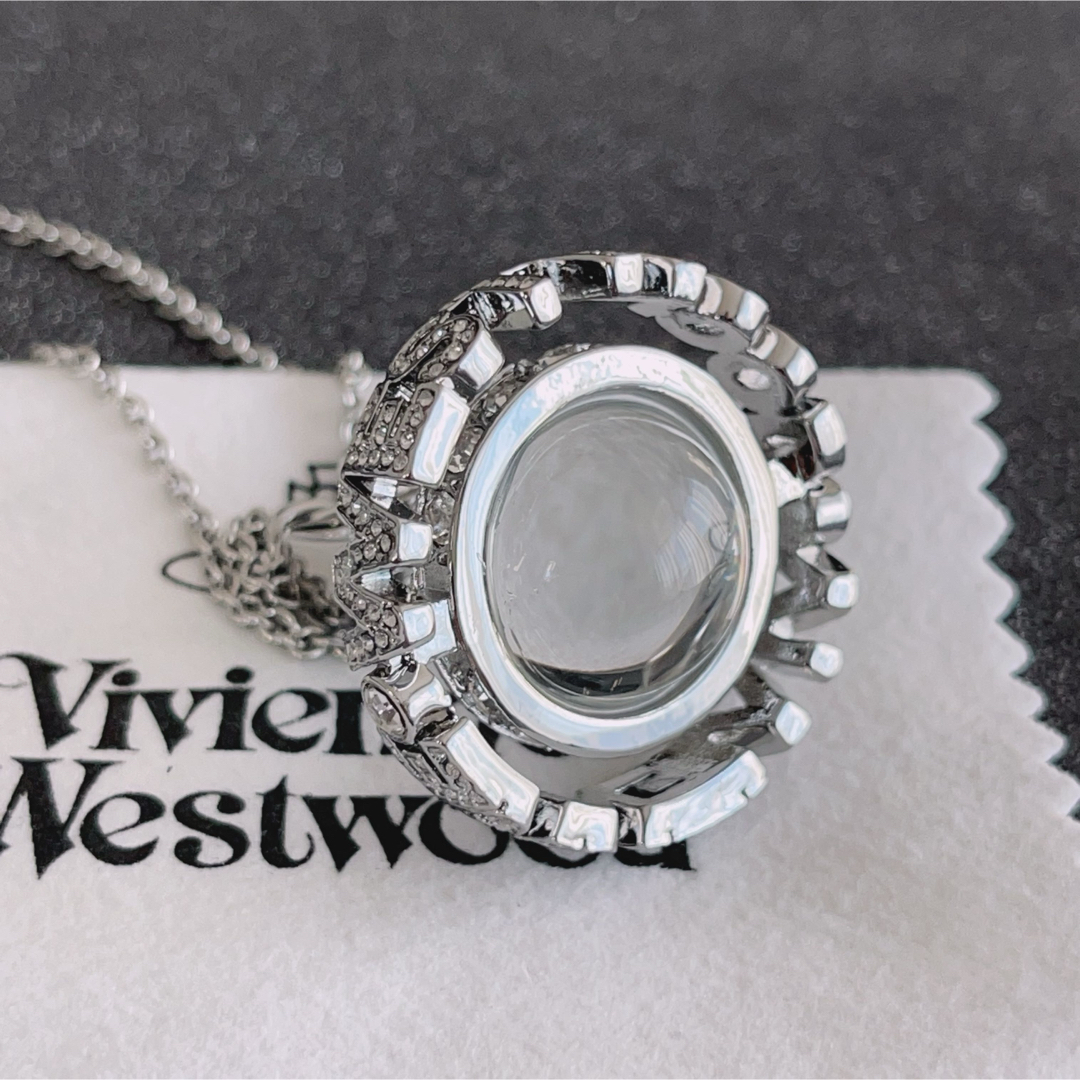 Vivienne Westwood(ヴィヴィアンウエストウッド)のヴィヴィアンウエストウッド　スモールオーブネックレス レディースのアクセサリー(ネックレス)の商品写真