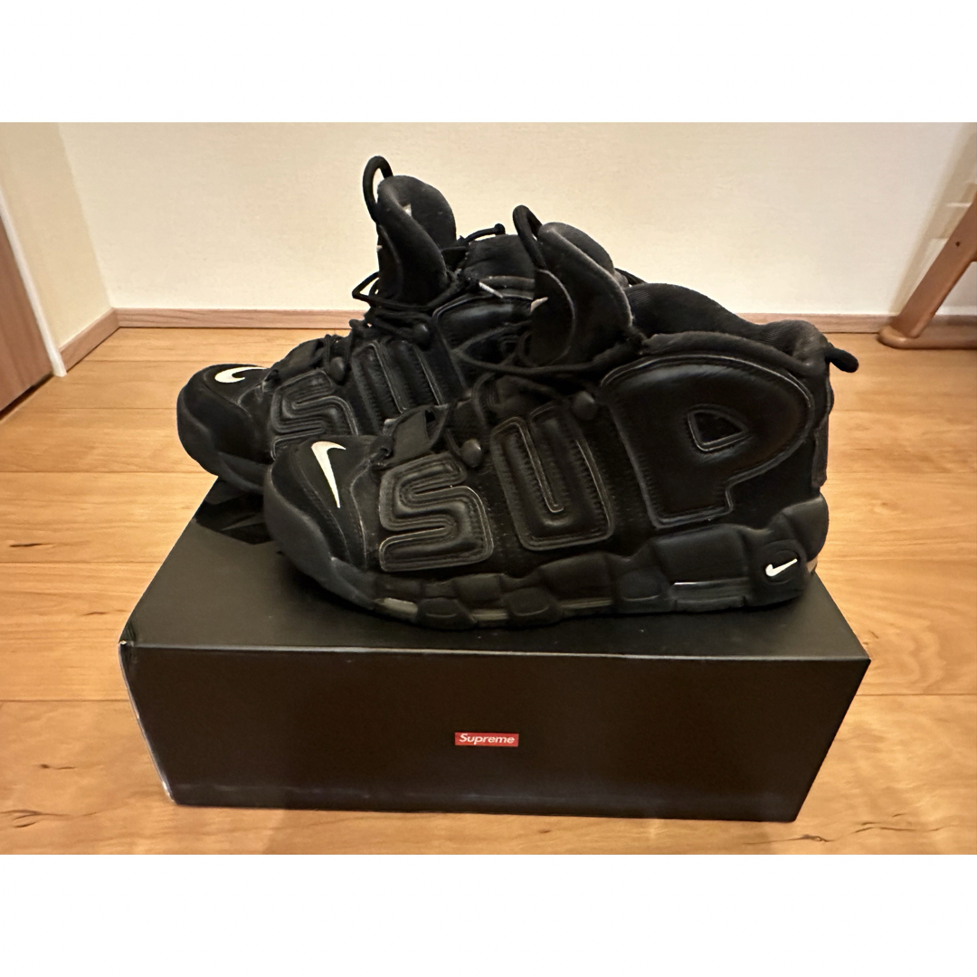 Supreme(シュプリーム)のSUPREME × NIKE AIR MORE UPTEMPO メンズの靴/シューズ(スニーカー)の商品写真