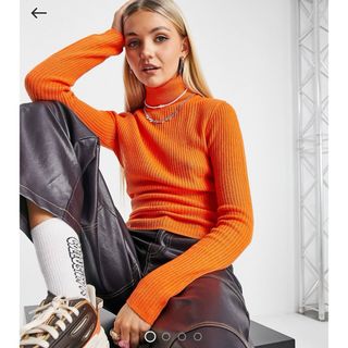 エイソス(asos)のasos ネオンオレンジタートルニット(ニット/セーター)