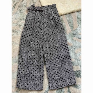 Birthday Bash Casey pants 白　新品タグ付き　Mサイズパンツ