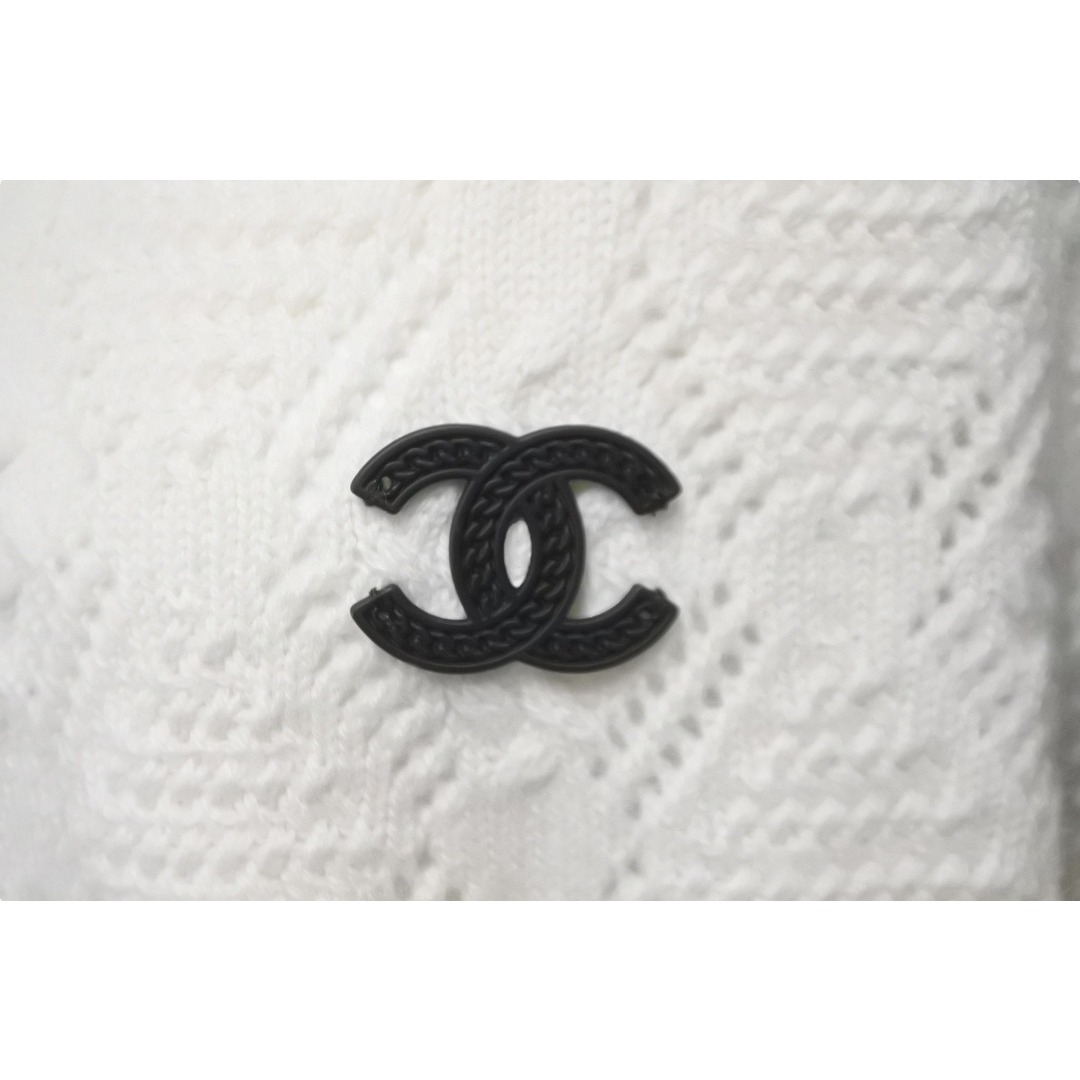 CHANEL - 極美品 CHANEL シャネル ニット セーター ダメージ加工 CHANEL - 極美品 CHANEL シャネル ニット セーター ダメージ加工