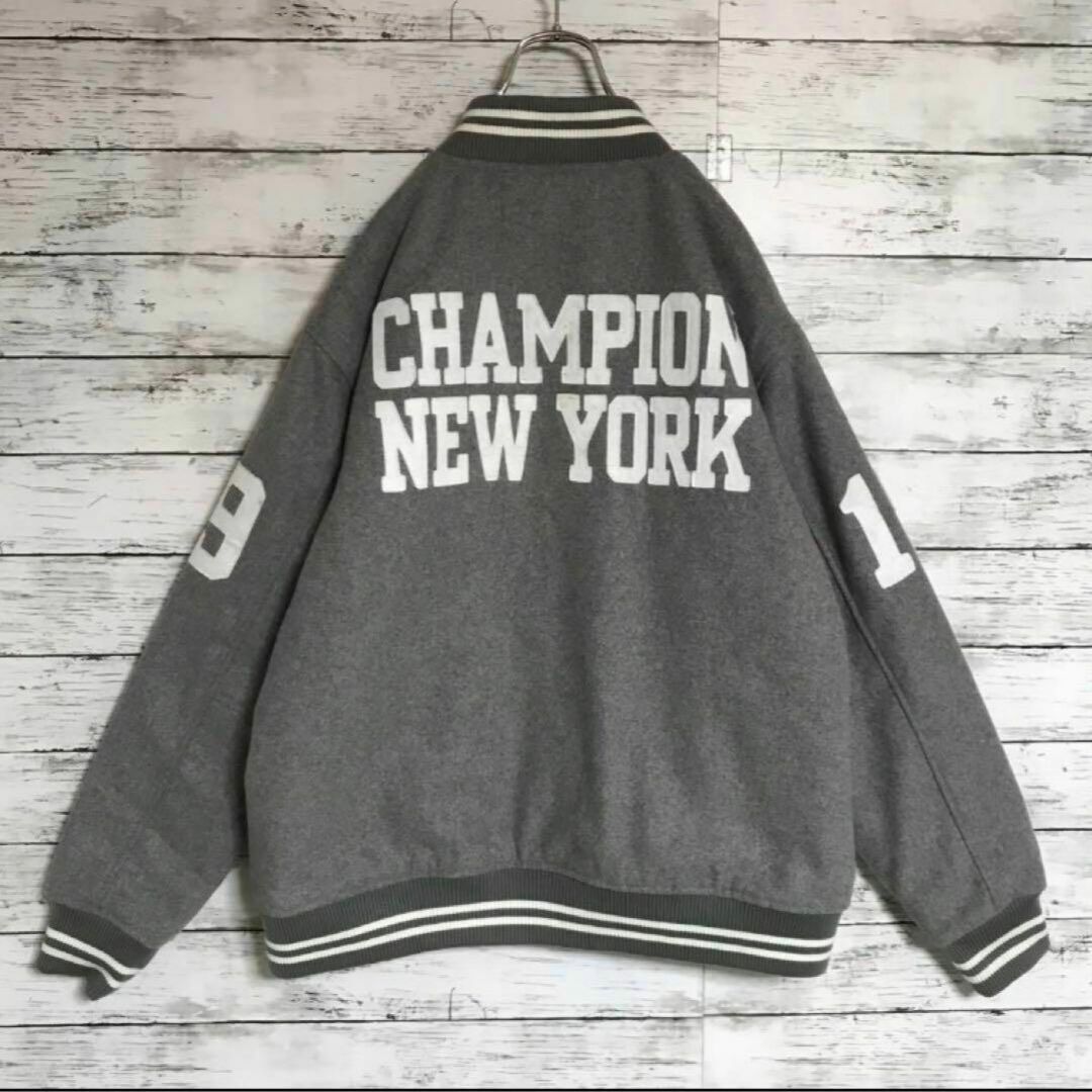 Champion(チャンピオン)の【ウール混】チャンピオン　ワッペン入りジャケット　スタジャン　グレー　K773R メンズのジャケット/アウター(スタジャン)の商品写真