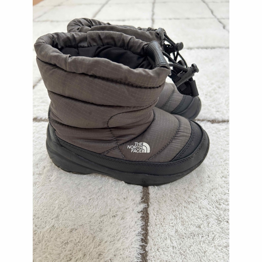 THE NORTH FACE(ザノースフェイス)のノースフェイス　スノーブーツ　16cm ブラック キッズ/ベビー/マタニティのキッズ靴/シューズ(15cm~)(ブーツ)の商品写真