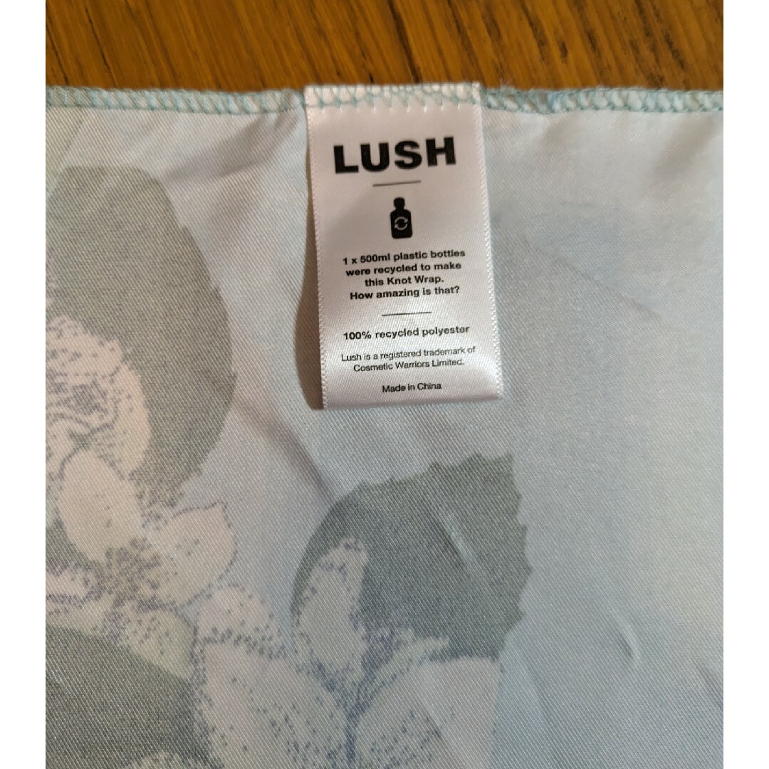 LUSH(ラッシュ)のLUSH ハンカチ レディースのファッション小物(ハンカチ)の商品写真