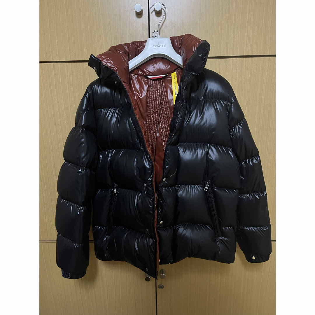 MONCLER(モンクレール)のmoncler genius 1952 dervaux giubbotto メンズのジャケット/アウター(ダウンジャケット)の商品写真