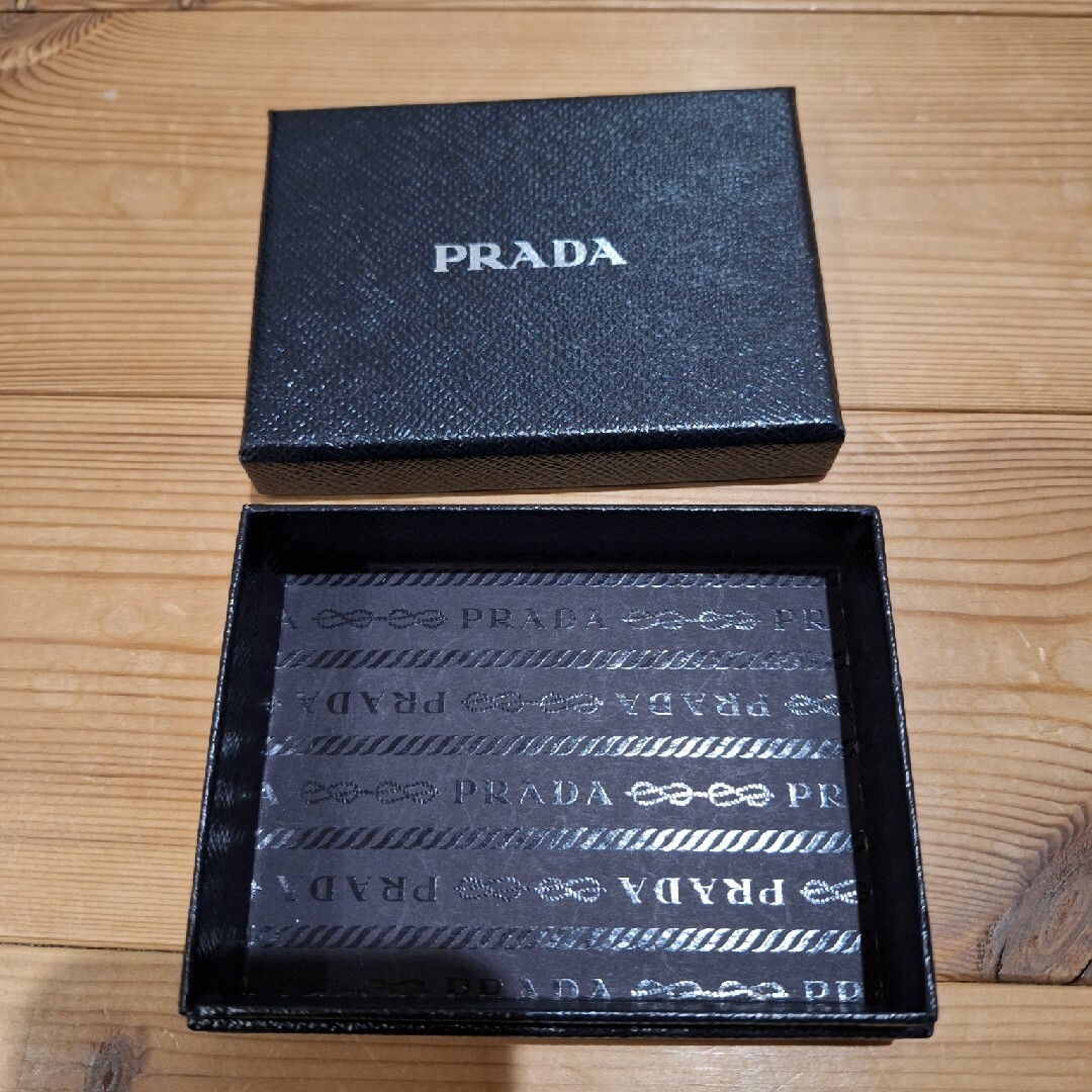 PRADA(プラダ)のプラダ　キーケース箱のみ レディースのファッション小物(その他)の商品写真