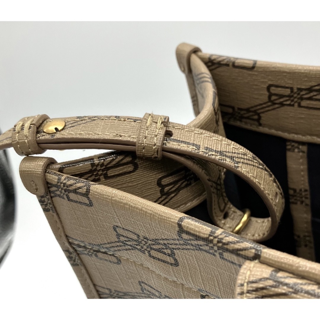 BALENCIAGA - ⭐️ 極美品 バレンシアガ シグネチャー ハンド BALENCIAGA - ⭐️ 極美品 バレンシアガ シグネチャー ハンド