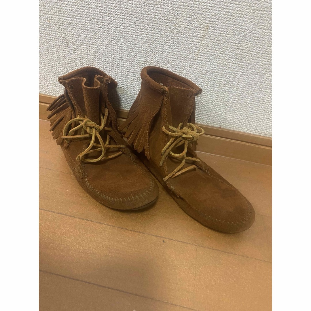 MINNETONKA スエードブーツ　24.0 used レディースの靴/シューズ(ブーツ)の商品写真