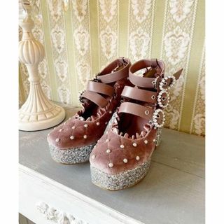 スワンキス(Swankiss)のEV quilt bijou heels  Swankiss(ハイヒール/パンプス)