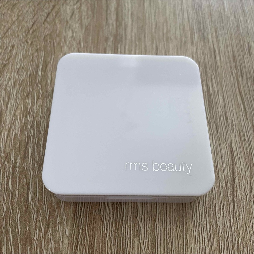 Cosme Kitchen(コスメキッチン)のrms beauty ルミナイザーグロークワッドミニ  コスメ/美容のベースメイク/化粧品(フェイスカラー)の商品写真