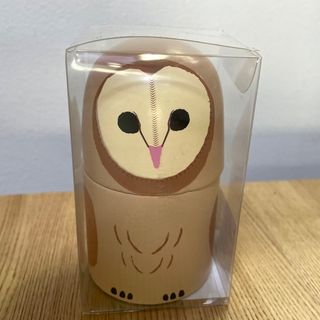 カルディ(KALDI)のカルディ　バレンタイン　木のフクロウにはいったチョコ　置物(置物)