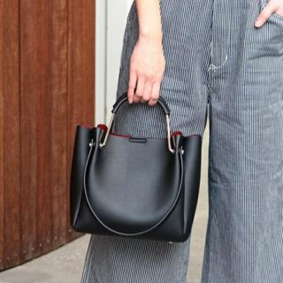 ビューティアンドユースユナイテッドアローズ(BEAUTY&YOUTH UNITED ARROWS)のメタルハンドルトートＢＡＧ　３ＷＡＹ　ビューティ＆ユース ユナイテッドアローズ(ハンドバッグ)