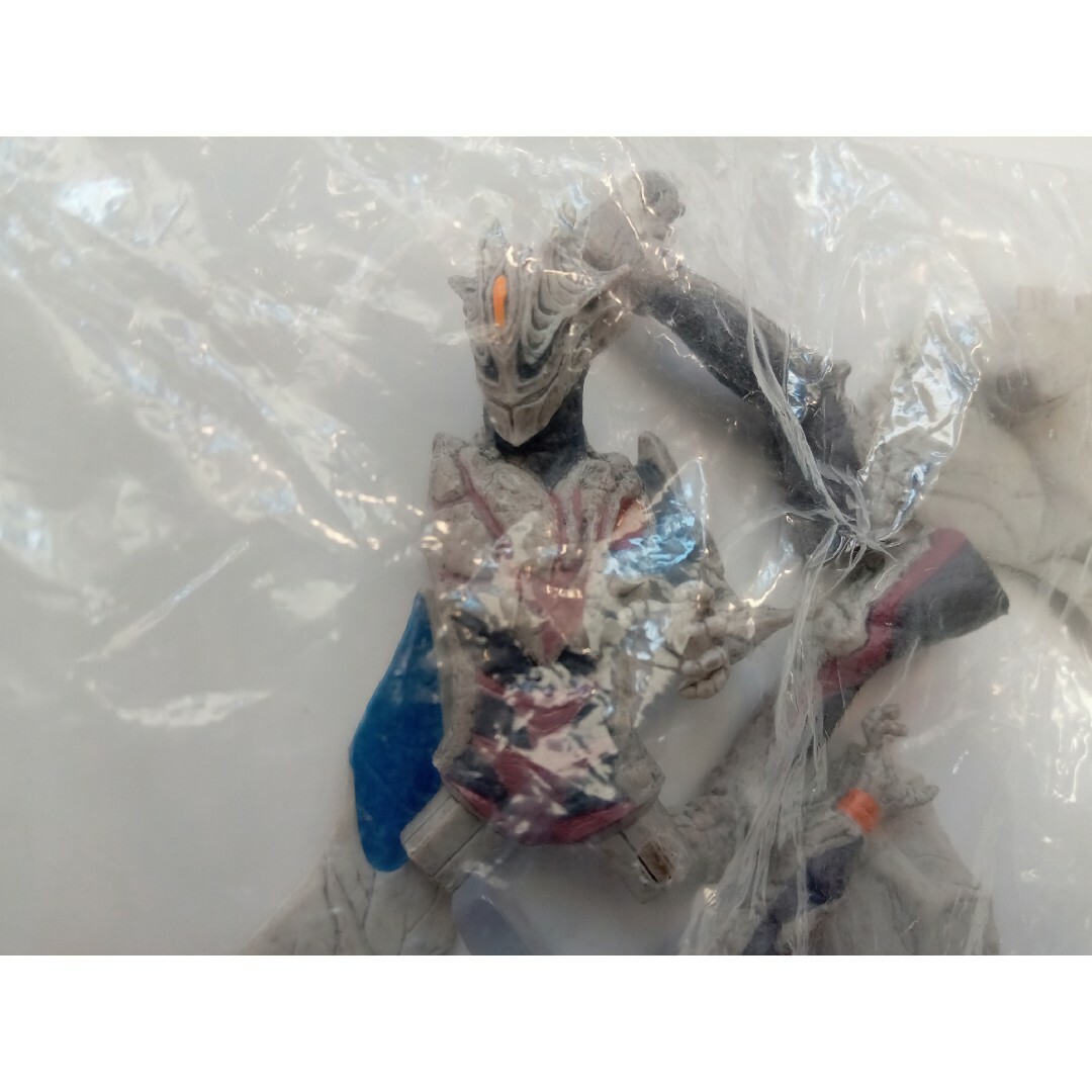 ★みこ様専用★　HGウルトラマン　キリエロイドⅡ　※中袋未開封　ミニブック付 エンタメ/ホビーのフィギュア(特撮)の商品写真