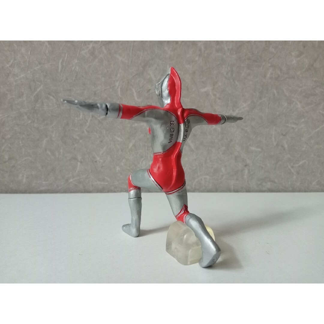 HGウルトラマン　帰ってきたウルトラマン　開封美品　ミニブック付 エンタメ/ホビーのフィギュア(特撮)の商品写真