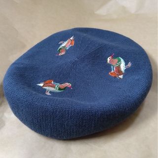 カシラ(CA4LA)のCA4LA 鴨の刺繍入り ベレー帽(ハンチング/ベレー帽)