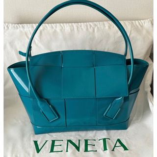 ボッテガヴェネタ(Bottega Veneta)のBOTTEGA VENETAザ・アルコ56/レザー/ほぼ新品/レア(トートバッグ)