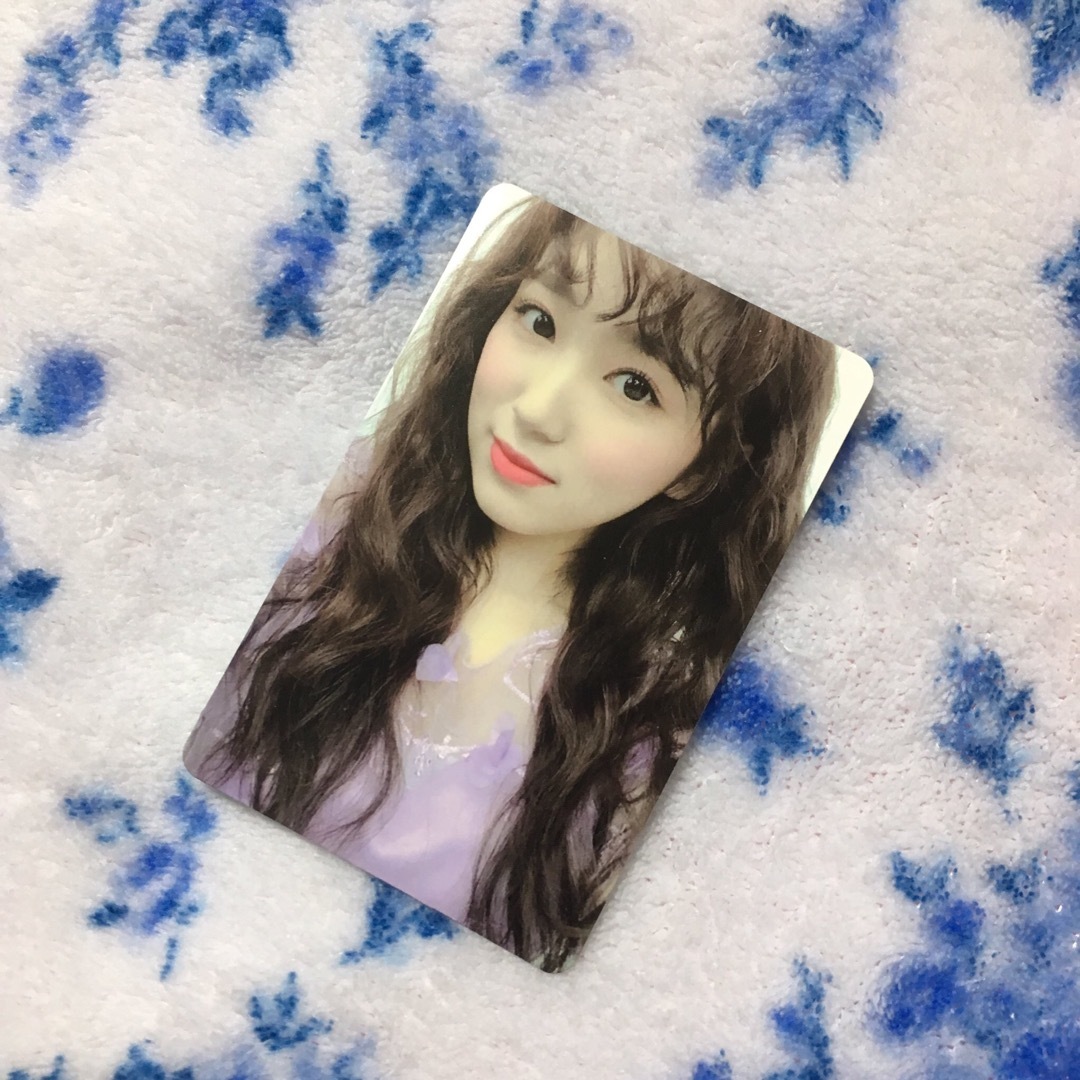 IZ*ONE(アイズワン)のIZ*ONE 矢吹奈子 トレカ エンタメ/ホビーのタレントグッズ(アイドルグッズ)の商品写真