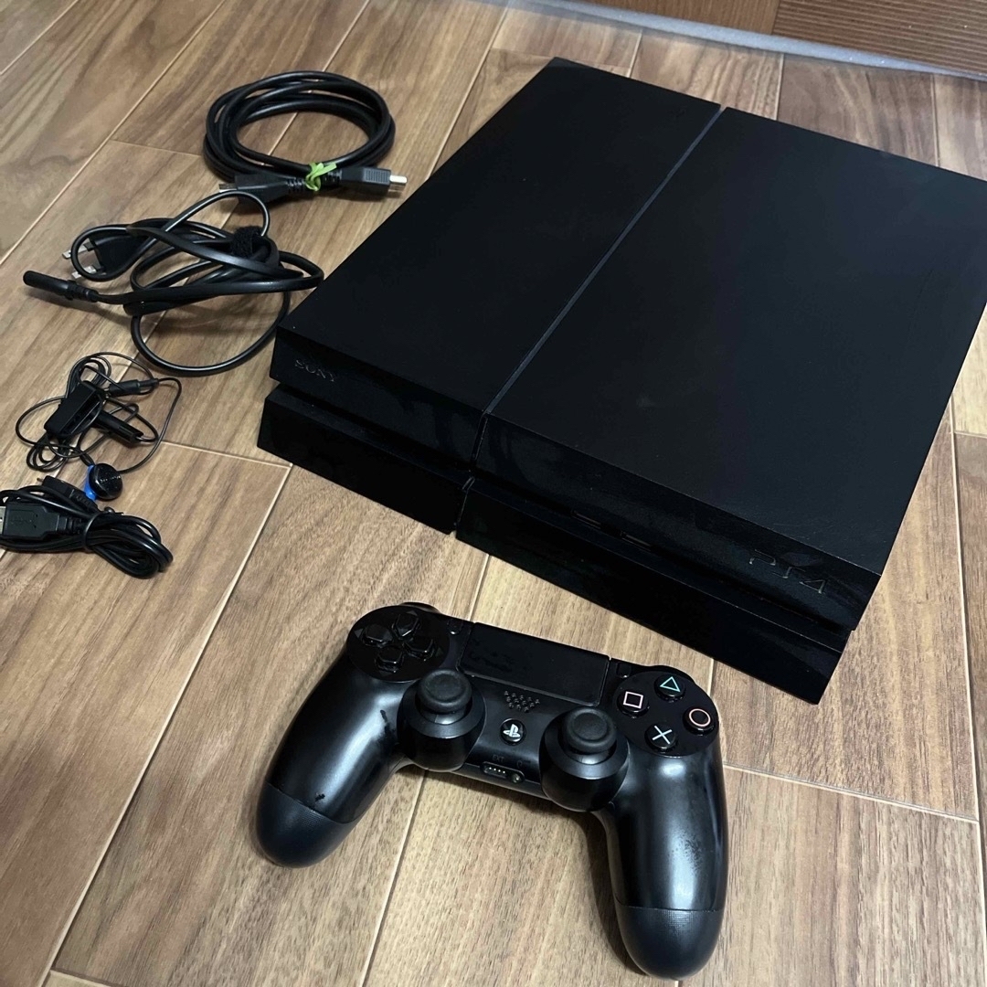 PlayStation4(プレイステーション4)のSONY PlayStation4 本体 CUH-1200AB01 エンタメ/ホビーのゲームソフト/ゲーム機本体(家庭用ゲーム機本体)の商品写真