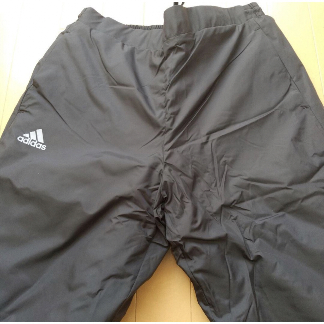 adidas(アディダス)のアディダス ダウンジャケット パンツ　上下 O 中綿 ブラック スポーツ/アウトドアのサッカー/フットサル(ウェア)の商品写真