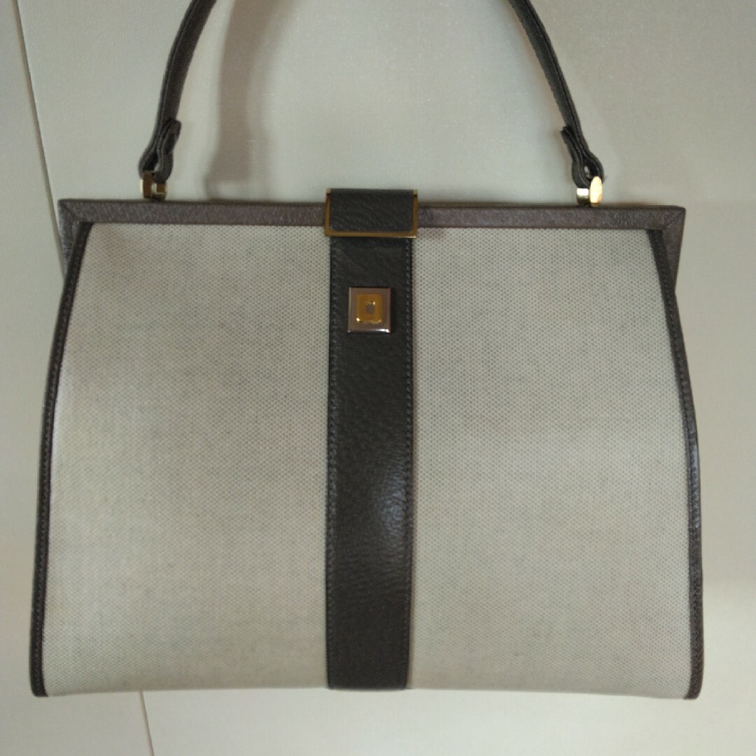 PELLE BORSA(ペレボルサ)のペレボルサ　バッグ レディースのバッグ(ハンドバッグ)の商品写真