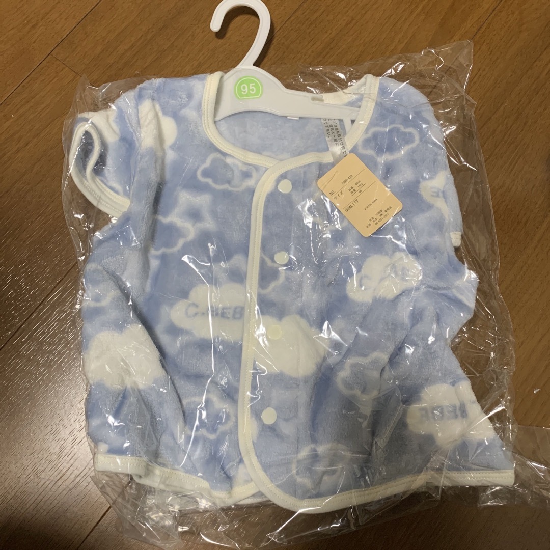 croissance bebe 子供服　95cm キッズ/ベビー/マタニティのキッズ服男の子用(90cm~)(ジャケット/上着)の商品写真