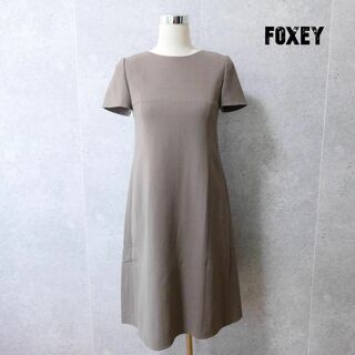 フォクシー(FOXEY)の美品 FOXEY フレンチカヌレ ミディ丈 半袖 フレアワンピース(ひざ丈ワンピース)