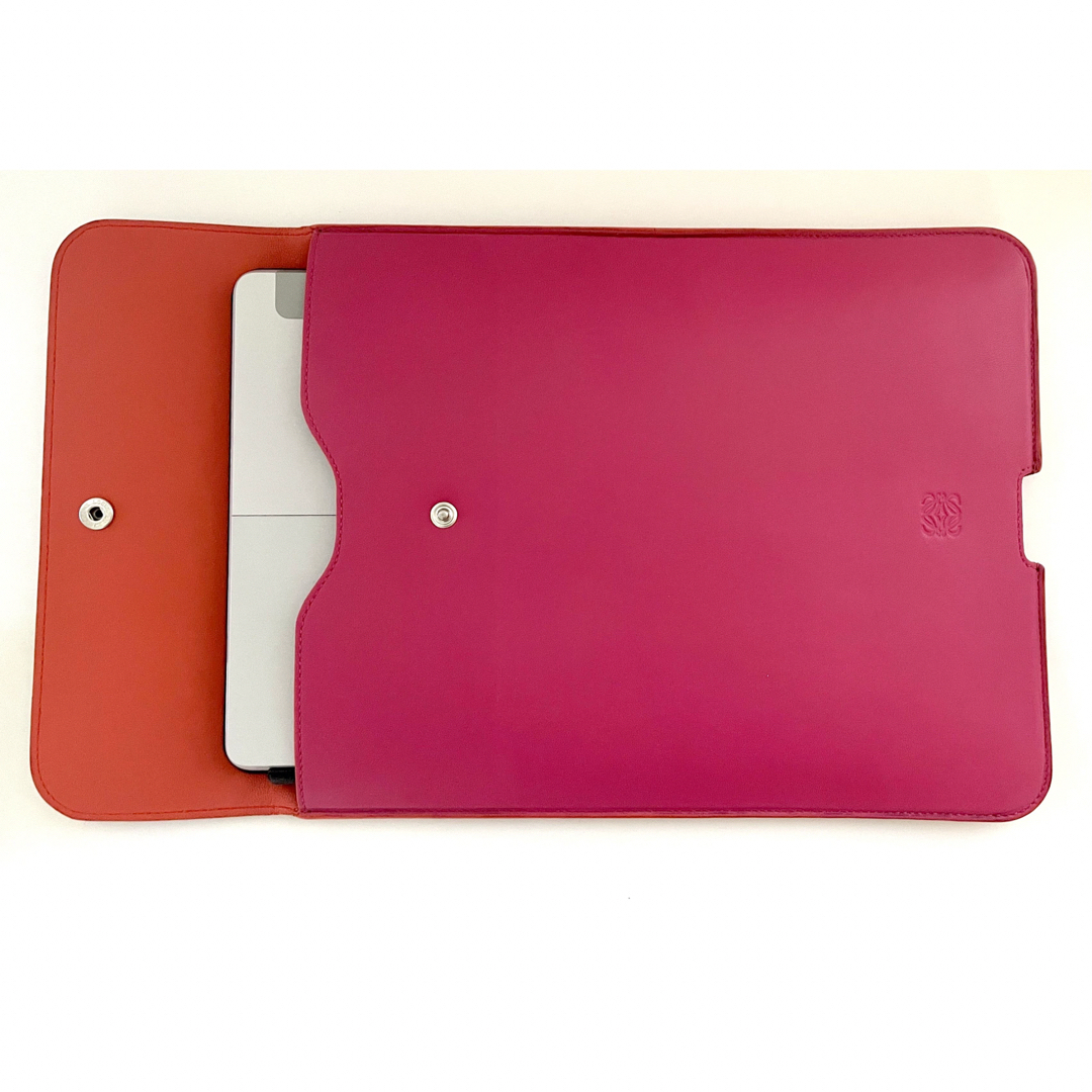 【極美品】 LOEWE ロエベ  レザー iPad タブレット ケース 正規品タブレットケース