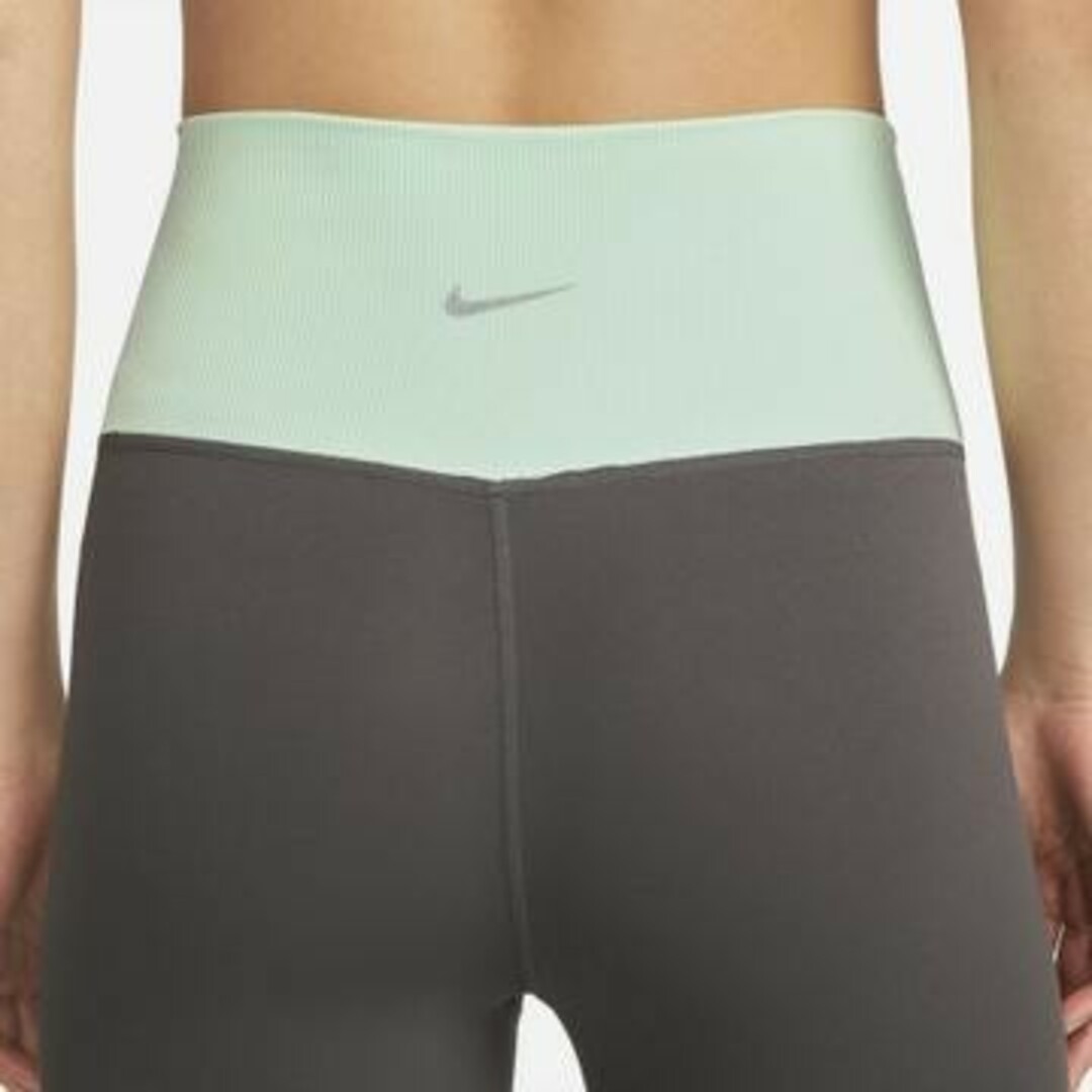 NIKE(ナイキ)のナイキ　ヨガ　NIKE　レギンス　　タイツ　NIKE　レディース レディースのレッグウェア(レギンス/スパッツ)の商品写真